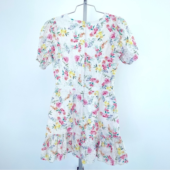 YUMI KIM ~ “Be The One” Eyelet Floral Print Dress ~ Faux Wrap Skirt ~ Size 6 - Picture 13 of 16